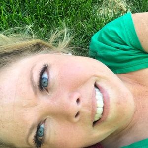 Meet your Posher, Ashlie